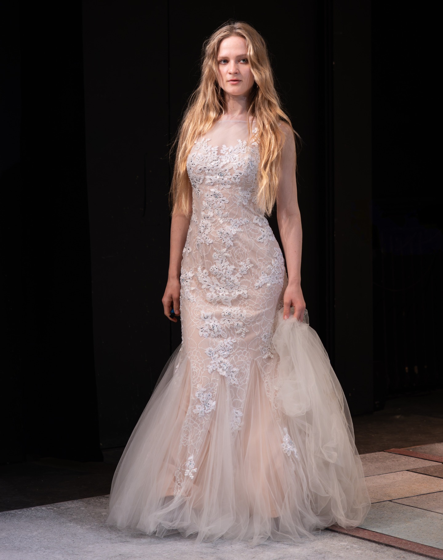 π A glimpse into the intensity, passion, and beauty of Blood Wedding at @omnibustheatre
Photos by me - The fantastic cast bringing a bold new version by Barney Norris to life
CAST
Alix Dunmore (Sister Boniface, The 39 Steps, West End)
David Fielder (The Cleaner, RSCβs As You Like It, Small Island β National Theatre)
Esme Lonsdale (Arthurβs Whisky β Feature Film)
Kiefer Moriarty (Around the World in 80 Days-ish, The Velveteen Rabbit, Magic Goes Wrong β UK Tour)
Christopher Neenan β in his professional debut
Nell Williams (Game of Thrones, Young Sherlock, Huntington β Feature Film)
Director β Tricia Thorns
Set Design β Alex Marker
Costume Design β Carla Joy Evans
Lighting Design β Neill Brinkworth
Sound Design β Dominic Bilkey
ποΈ Book now: www.omnibus-clapham.org/blood-wedding-2
#BloodWedding #BarneyNorris #OmnibusTheatre #ClaphamTheatre #LondonTheatre #BehindTheScenes #TheatrePhotography #LivePerformance