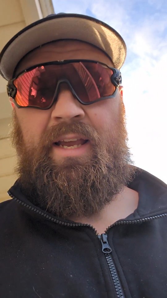 @andrine_andresen ! Du er den heldige vinneren av Mai konkurransen 🎉🎉
Du har en jobb nå ! Forberede deg til en heftig økt 💪
Masse lykke til 💪