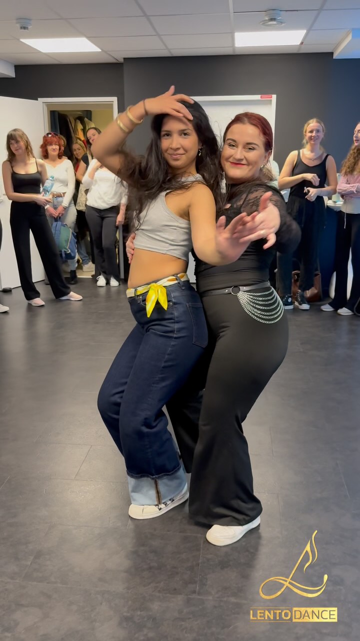 ⭐️ BACHATA SENSUAL WITH ANNA & PARGOL ⭐️
⏩️ EVERY SUNDAY 18:00-21:00 (BEGINNER & IMPROVER LEVEL)
ℹ️ NO REGISTRATION / PAY PER CLASS
📍 LENTO DANCE STUDIO