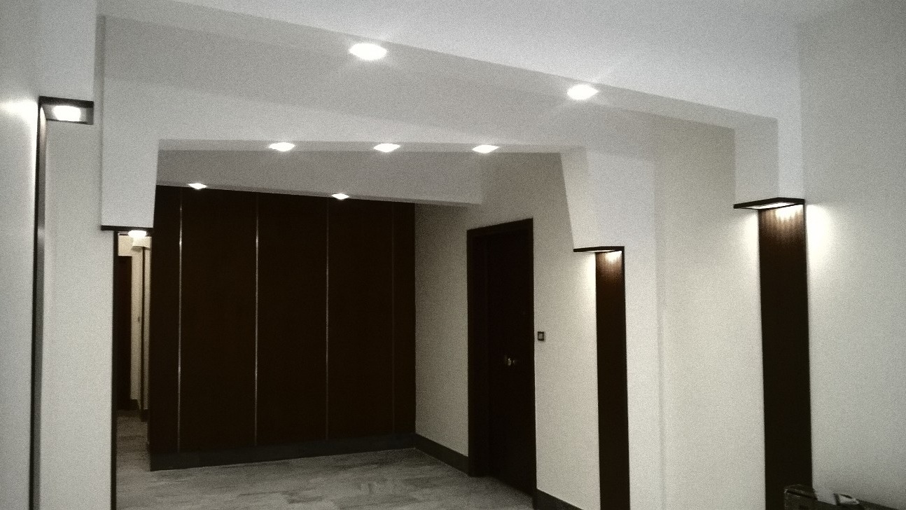 #androniromani #deluxebuilding #deluxedollhouses #riqualificazioniedili #reelokinghome #homestaging #homelightning #ecoabito #cristianocoppi #deluxentrance #casedilusso