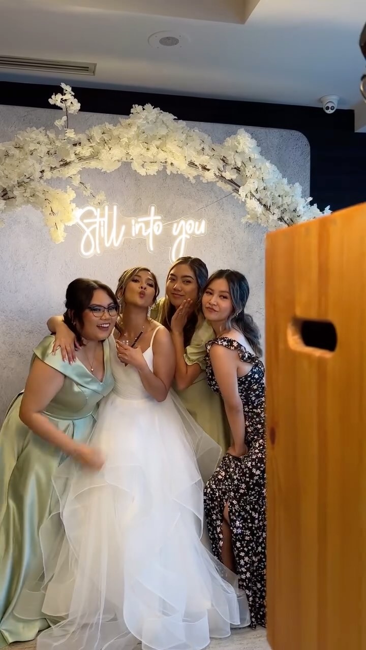 Never a dull moment
.
.
.
.
.
.
FrameYourHappiness with @pictabooth.ca
.
.
.
.
.
.
#TorontoPhotoBooth #GTAEvents #WeddingPhotoBoothTO #EventPhotography #GTAWeddings #PartySnapshots #PhotoBoothRentalTO #CaptureTheMoment #TorontoParties #WeddingMemories #EventPlanningTO #GTAEventRentals #PhotoBoothFun #TOWeddingPlanner #CelebrateWithPhotos #GTAEventServices #SnapshotMagic #TorontoCelebrations #WeddingPhotoboothFun #evententertainmenttoronto