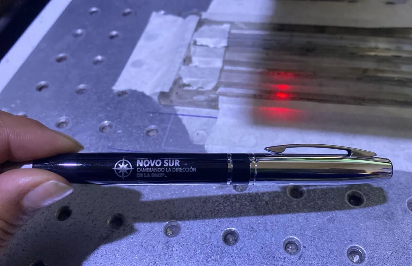 Lapices novo.sue. grabados.laser. @inmotionproductora