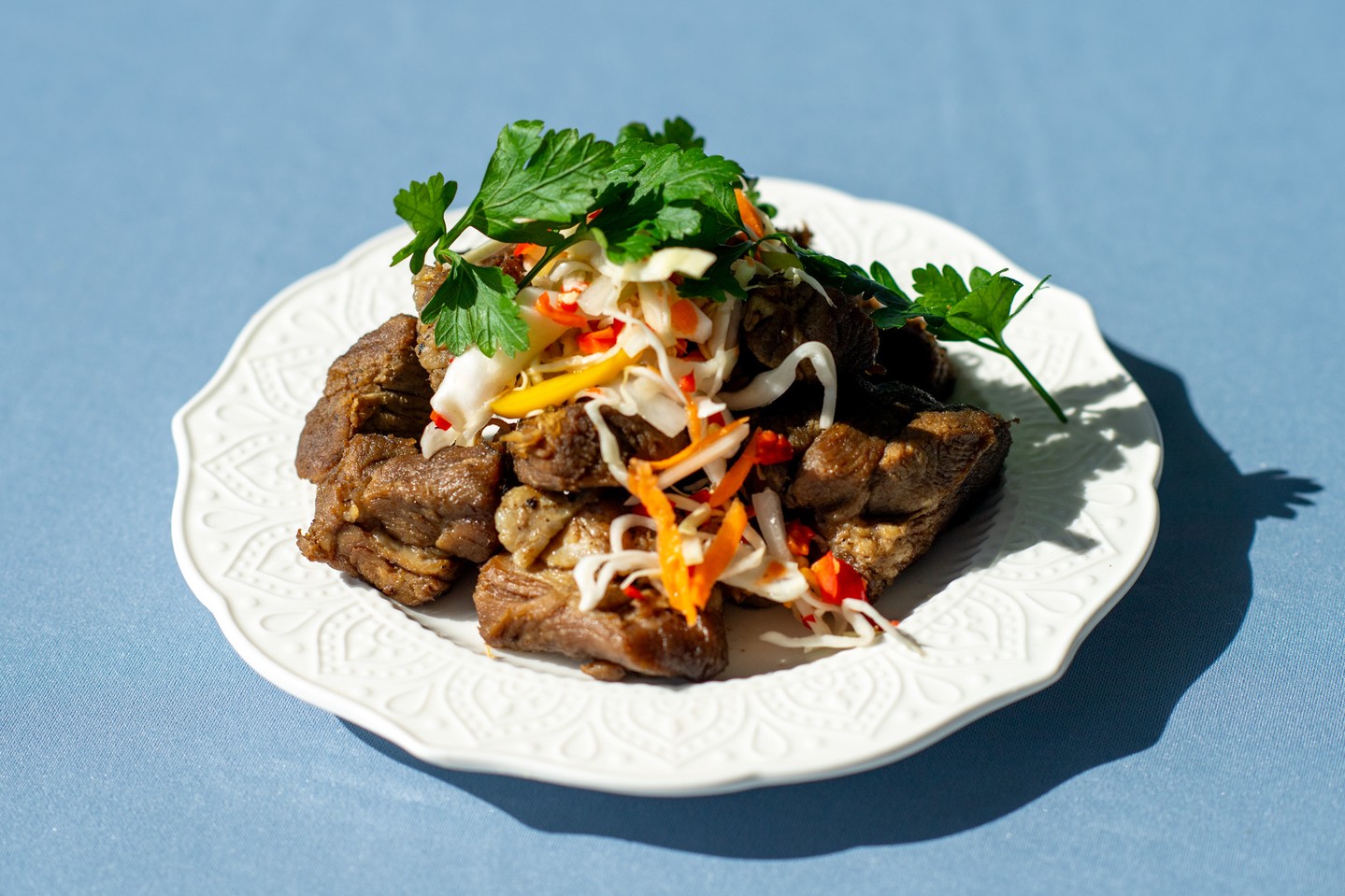 What does a Taste of Haiti look like?
Golden patties, crispy griot, and bold, unapologetic flavor.
Haitian food isn’t shy—it’s layered, soulful, and steeped in tradition. And yes, it’s spicy. In all the best ways.
Want a deeper look at what goes into the flavors I love most?
My latest blog post is live.
→ tastebudsrequired.com/post/a-taste-of-haiti
#haitianfood #tastebudsrequired #haitianeats #elevatedcaribbean #griotlove #haitianpatties
Photo by @artvestastudio