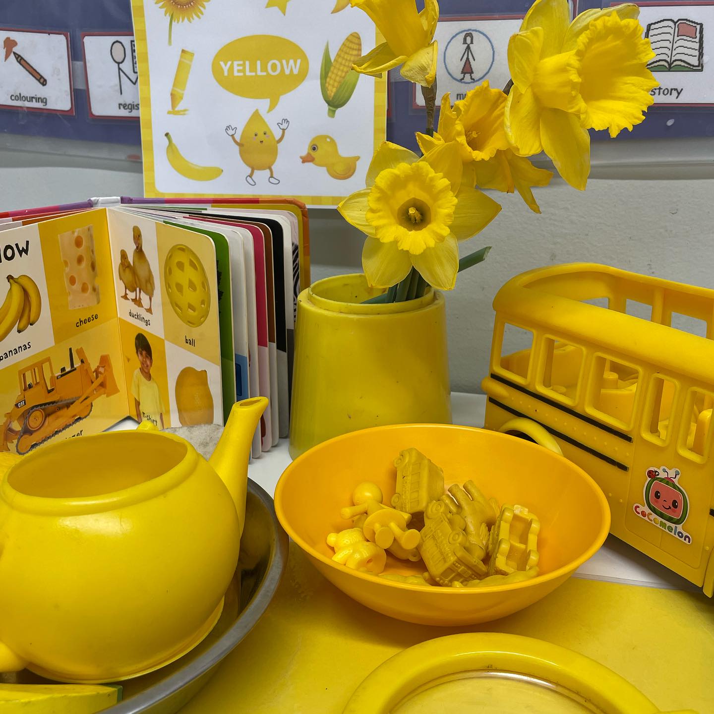 A big welcome back to all our children and new starters… we hope you all had a lovely Easter break ☀️over the next few weeks we will be looking at colours, starting off with yellow 💛
