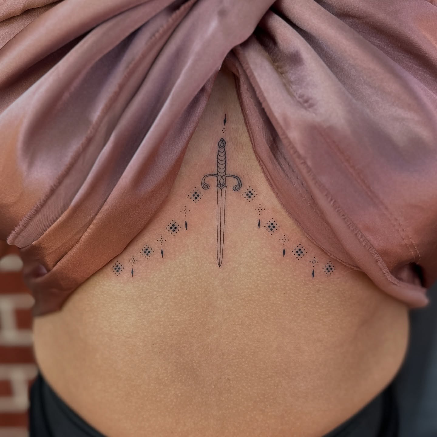 Sweet little dagger and ornamental sternum 🗡️ a knighted princess 💗 offering budget friendly tattoos the remainder of April! Dm me to share your idea and book ✨
.
.
.
.
#ornamentaltattoo #ornamentaltattoos #austintattoo #austintattooartist #atxtattoo #atxtattooartist #daggertattoo