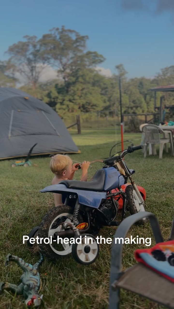 No, like he is so obsessed 😂😅
#toddlers #cars #bikes