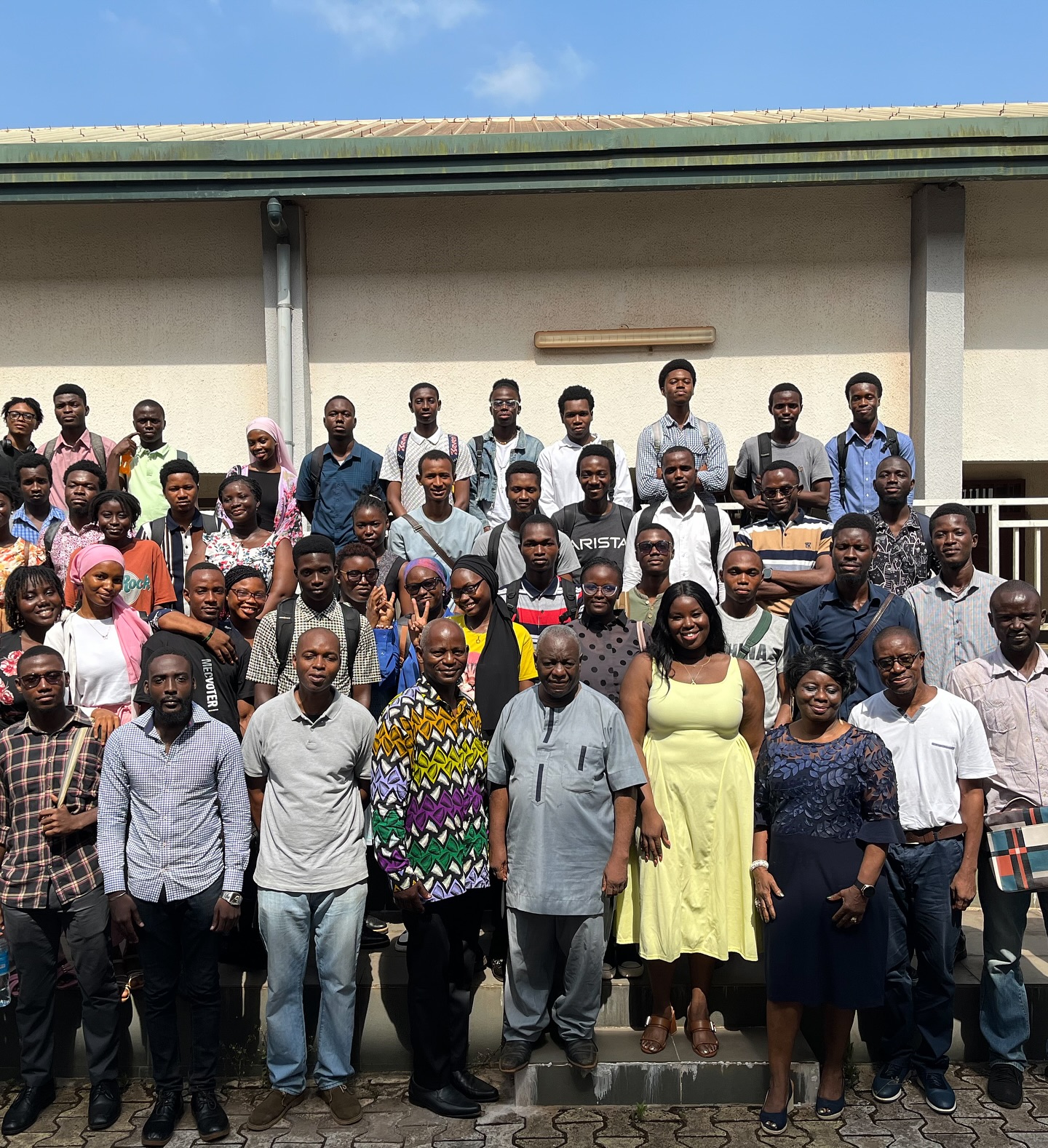 HAPPY SIERRA LEONE INDEPENDENCE DAY 🇸🇱💛
I’m so honoured to have been with the architecture Department at the University of Sierra Leone, last November to give a talk and host a Q&A session with the current student, all around studying architecture and my journey so far in education & in Practice.
Fair to say the problems and stress of architecture students is truly shared worldwide. 😂🙏🏾But it was such a fantastic day and I was so proud and inspired by all the students I was able to meet and spend time with.
.
Thank you to the Head of Department for the invite and I look forward to all the students shaping the architectural landscape and future of our Sierra Leone 💛
@fbc_connects @university_of_sierra_leone