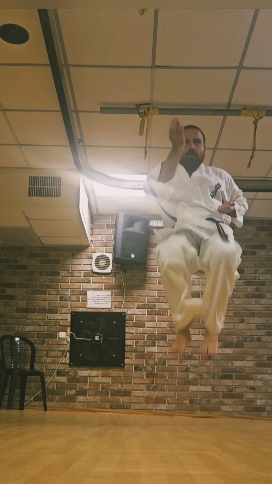 ×”×××× ×©×××¢ ××××'×:
××××× ×× ××¢×××ך„
××ר××Ŗ ×××ר×× ××ש×ך
××××§×× ××ר×× ×× ×קר××Ŗ ××××× × ××××§×× ×ש×××¢ š„
קר××× ×שפר ××Ŗ ×× ×Ŗ×××× ××××× šš„š„
×××”!