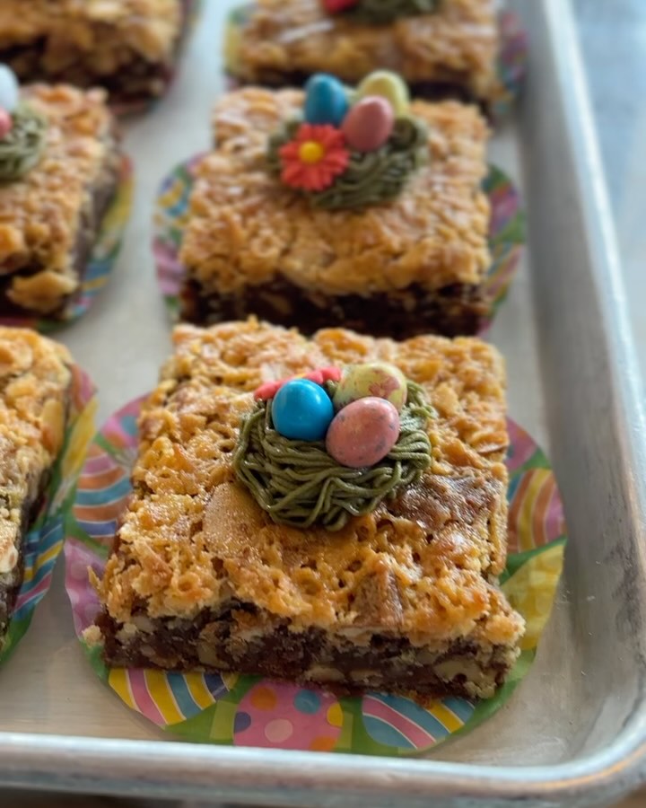 You know who to go to for all your sweets and treats this Easter !🐣 🪺 ☀️ 💐 🐰