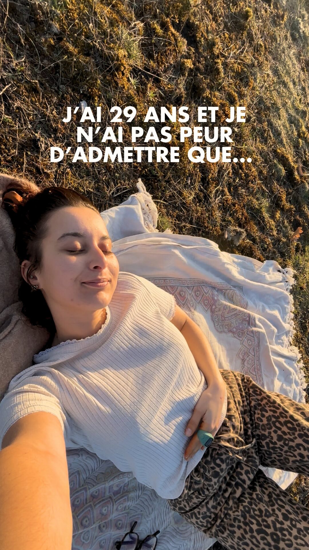 Pas besoin de tout avoir « coché » pour se sentir bien dans ses baskets.
Juste besoin d’être sincère avec soi-même 💓
#yogaoffthemat #feelgood #takecareofyou #beyom #beyourownmasterpiece