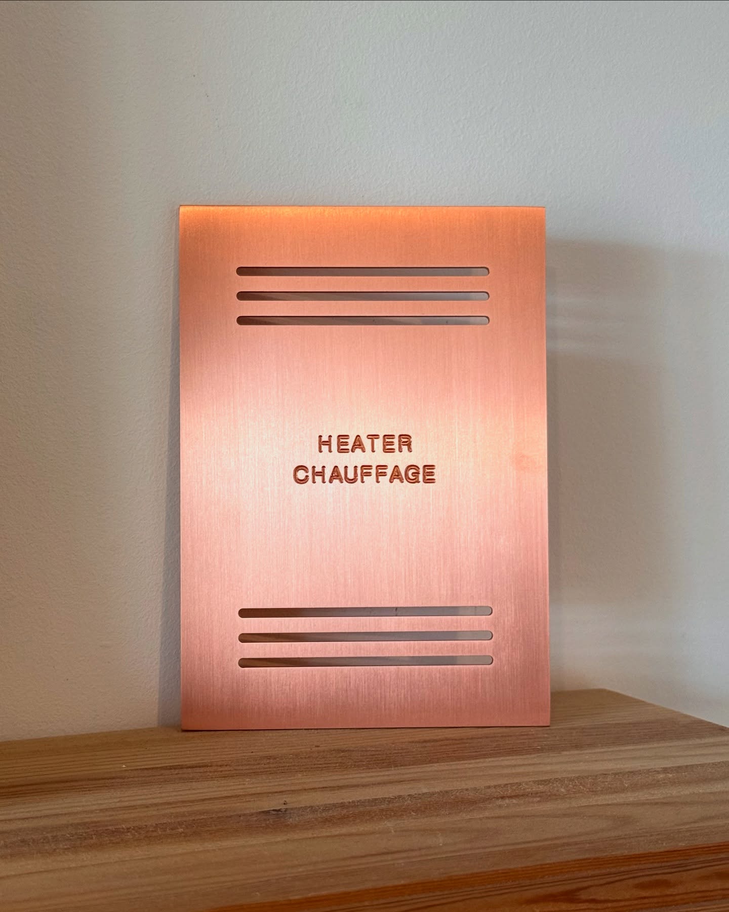 Parce que chez 6ixtes, nous ne faisons pas que des prises et interrupteurs 🔥
#6ixtes #6ixtesinterrupteurs #interrupteur #ateliersdefrance #savoirfaire #artisanat #artisanatfrancais #artisans #architecture #luxe #decorationinterieur #decoration #interiordesign
#interiordecor #homedecor #design #craftmanship #homedesign #interiorarchitect