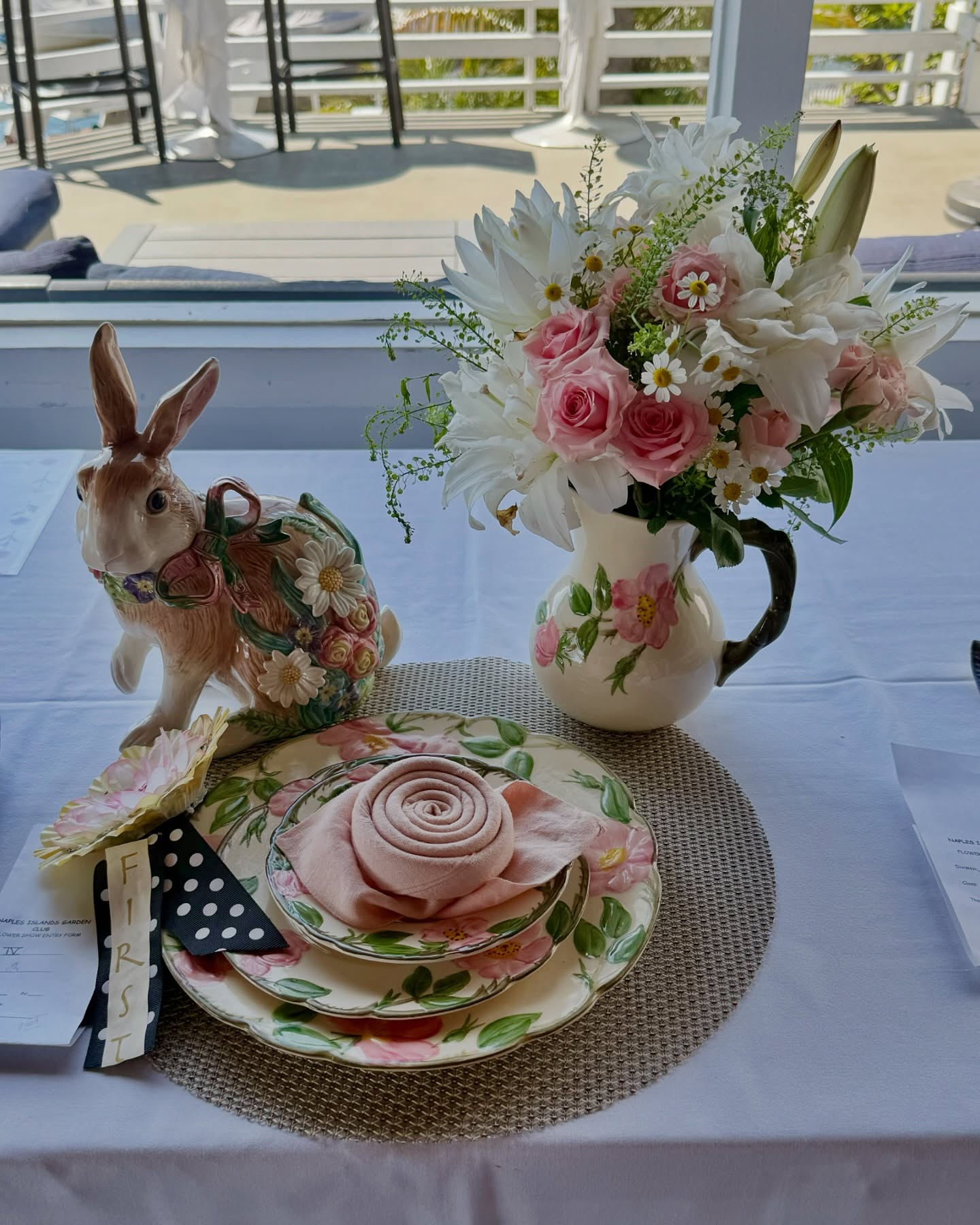 If you’re hosting for Easter, we hope you’re enjoying setting your table and arranging your flowers! 💐🍽️✨
As a garden club, we love a good tablescape — here are a few spring favorites from our flower show archives. 💐💐💐