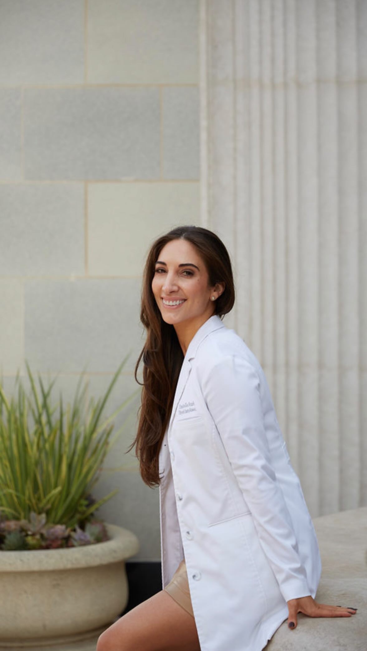 I do some of my best work on tippy toes 🙃💉