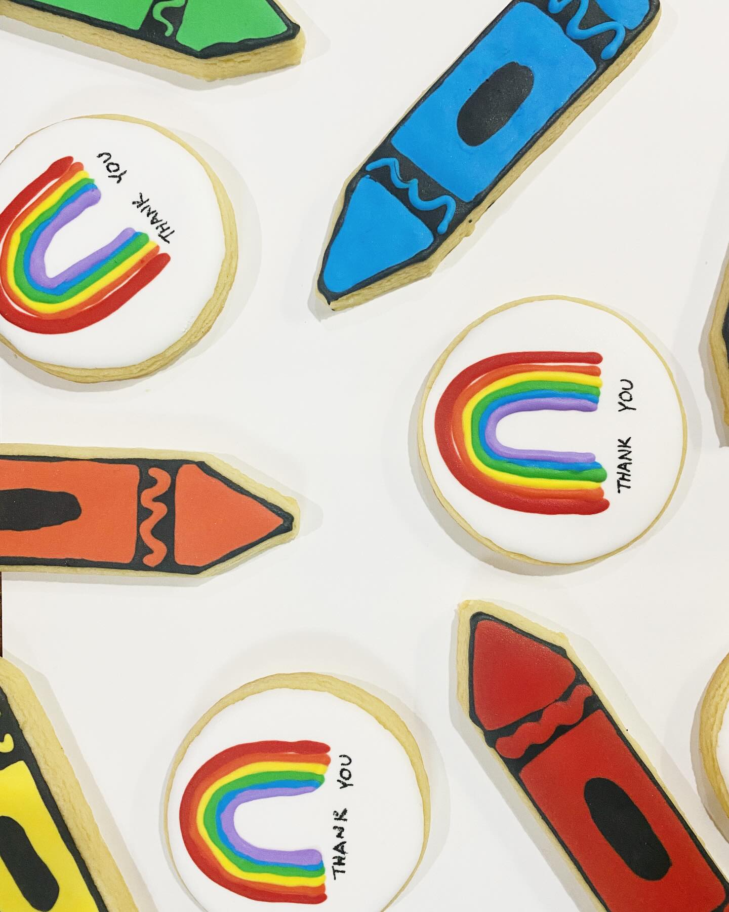 #sweetartcookiesllc #thankyou #crayons #sugarcookies #sugarcookiesdecorating #edibleart #rainbow #royalicing #royalicingcookies