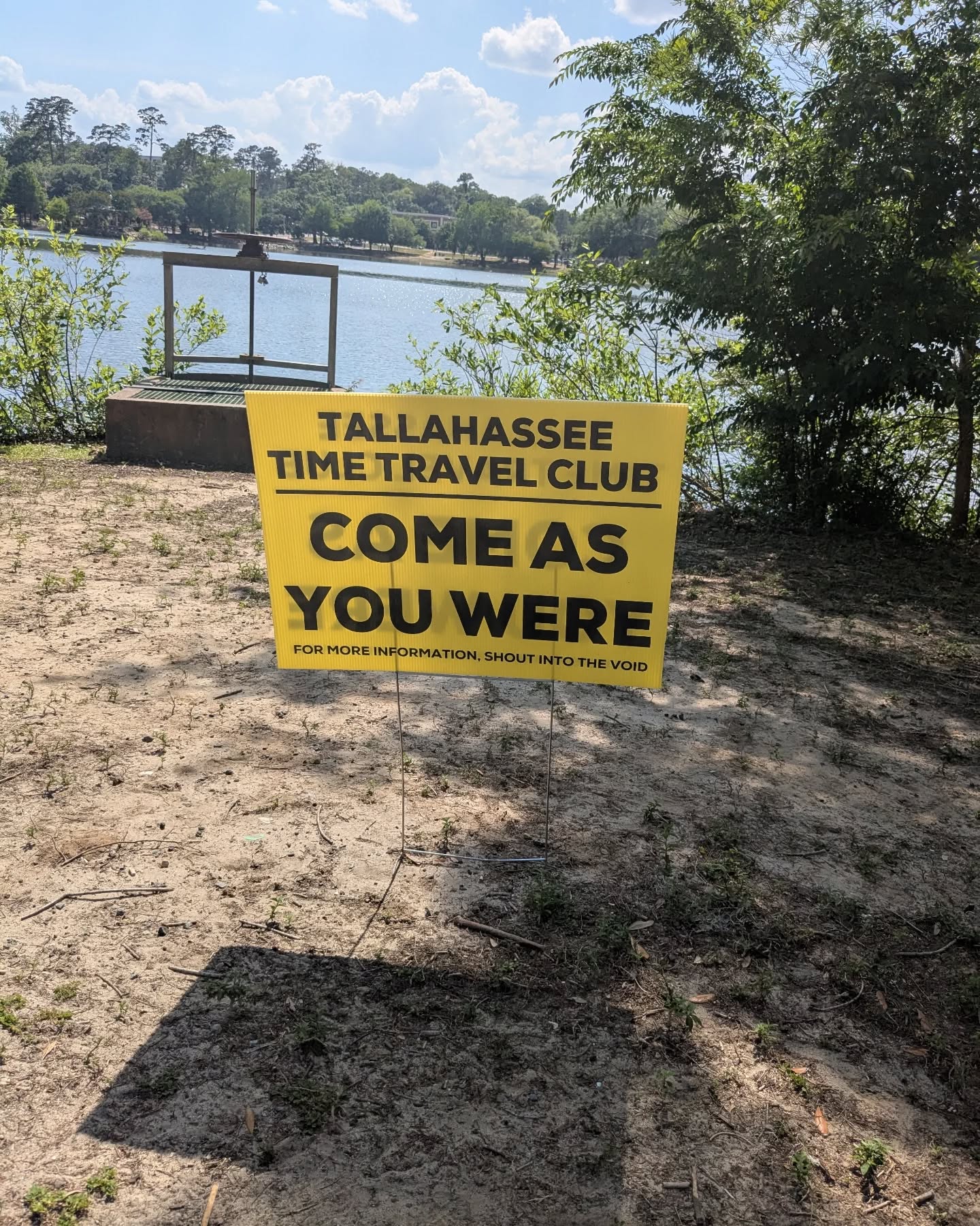 There's no end to the interesting story fodder in this town. 😅