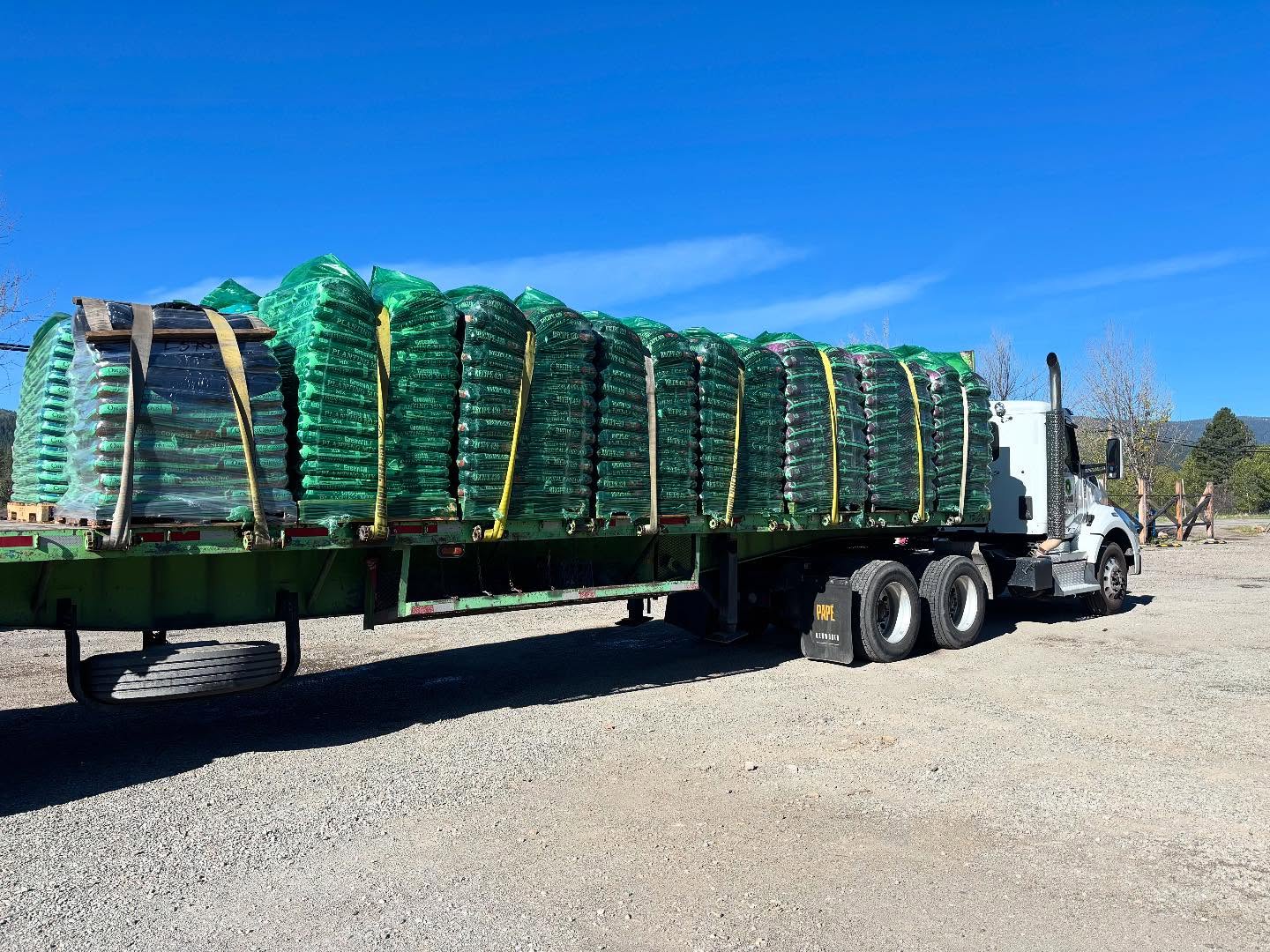 We had a wild weekend! Ran out of 5 types of soil. But don’t worry! We are back in stock! Open today 9-4. See you soon!