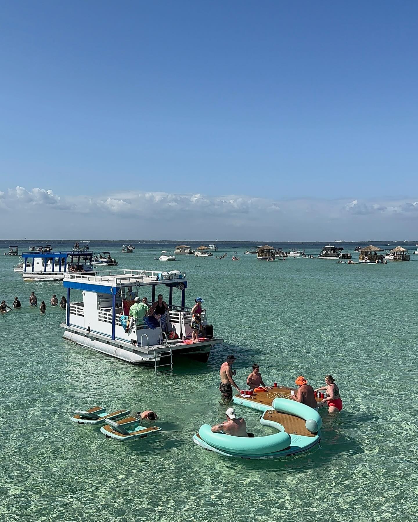 We’ve had the best week at Crab Island. Bring on the weekend! ☀️
📸: @tanya_mcelroy16