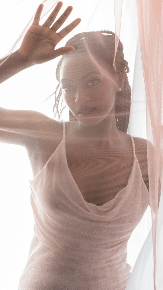 I love how looking through old images lets me relive those beautiful moments. This shoot was such a joy to be part of, just like all the others I get to be involved in. â¤ď¸
Iâve realised how many beautiful images Iâve held back from sharing. Not because they arenât worthy, but because Iâve been my own harshest critic. Well⌠that mindset can f off.
Note to self: share the joy, share the art, keep learning, and keep growing.
Even if no one cares, do it for you.
Because creating from the heart is soul-nourishing.â¤ď¸