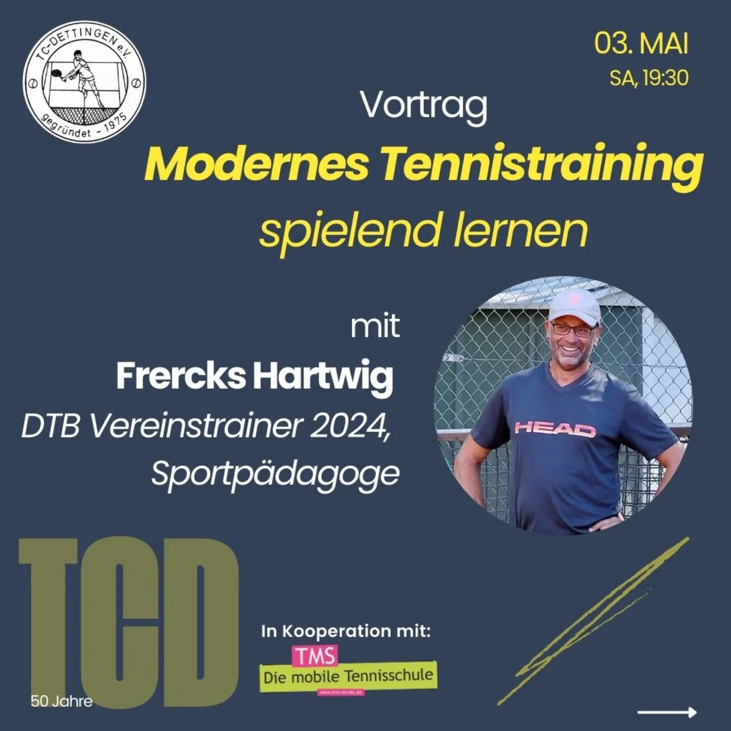 50 Jahre TC Dettingen, 25 Jahre Kooperation mit TMS Coaching. Mit mehreren Vorträgen feiern der TCD und TMS eine erfolgreiche Zusammenarbeit. Den Auftakt macht Frercks Hartwig am 3.5.25 um 19:30 Uhr mit "Modernes Tennistraining - spielend lernen". Parallel dazu findet das Vorbereitungswochenende mit den TMS Coaches Frercks und Maurice statt. #tcd #tennissport #tennisvereinglatt #tms_coaching #tms_tennis #spielendlernen #innovativ #evidenzbasiert