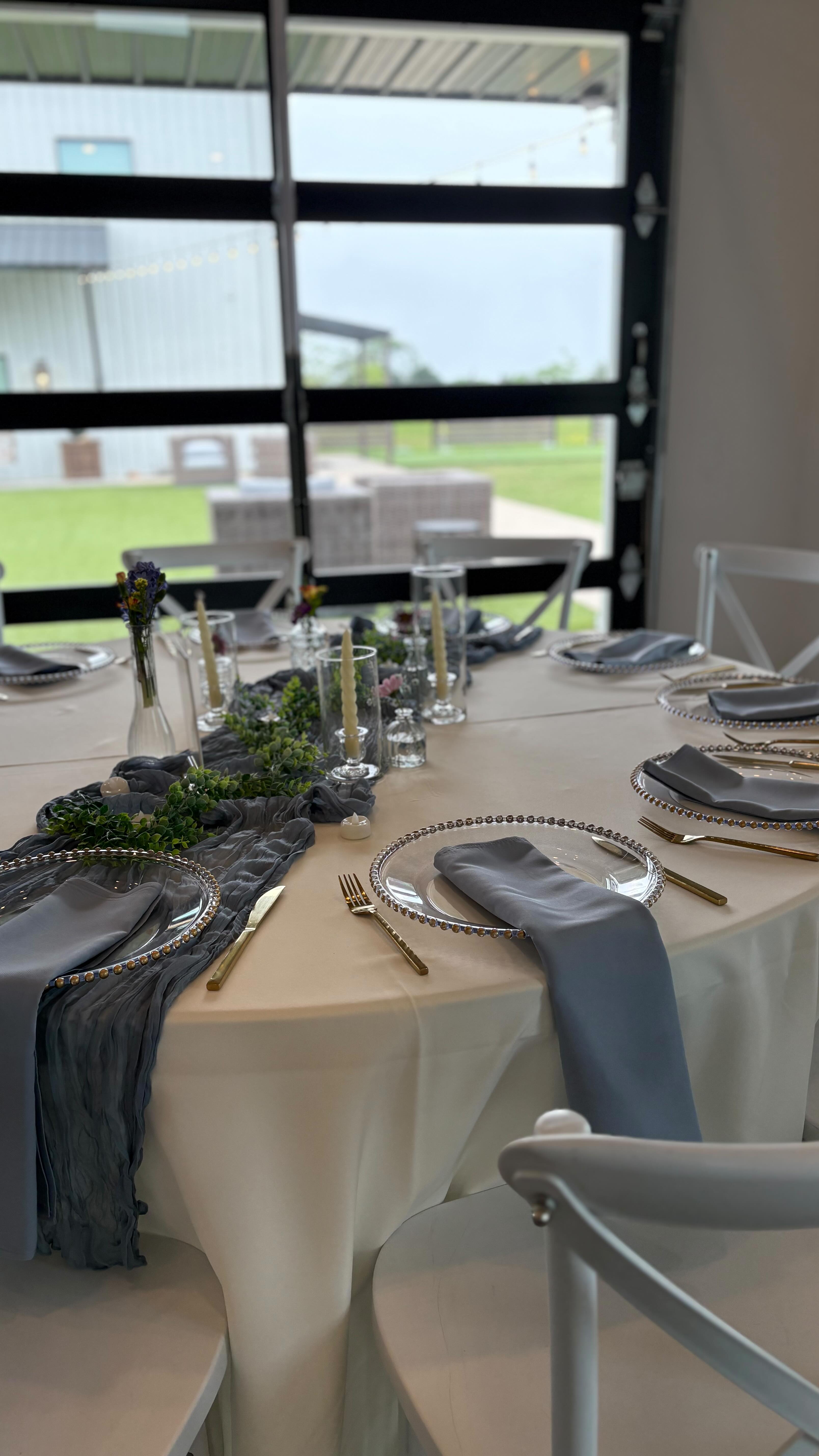 Loved catering for another sweet wedding @davisandgreyfarms with apps and dinner from @torchystacos