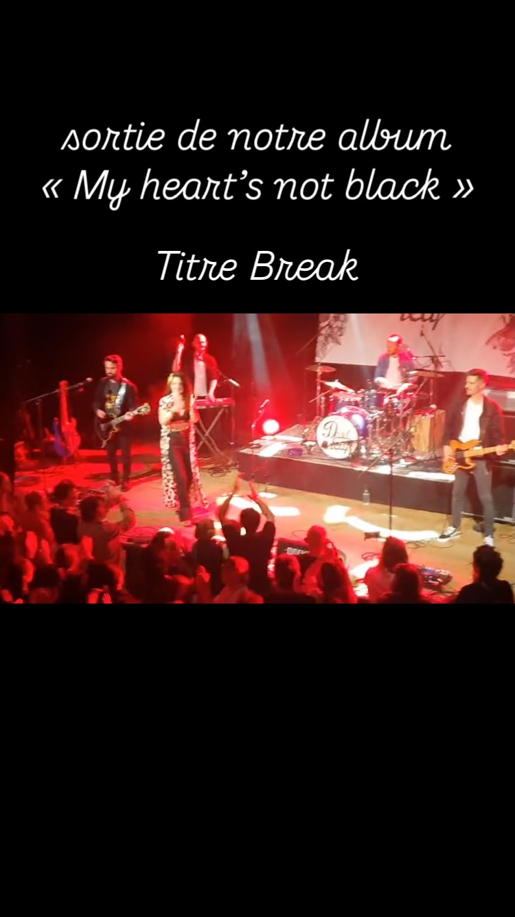 Merci à toutes et tous d’être venus si nombreux a notre release party!
Un énorme Big up a @anfartist pour leur aide et leur show 🙌💪🔥
Vous pouvez écouter l’album sur toutes les plateformes (lien sur la bio 🙌)
Concert fait dans la super salle au @rocksea_live
#deadleaf #livemusic #rock #bass #drum #keyboard #singerwoman #electricguitar