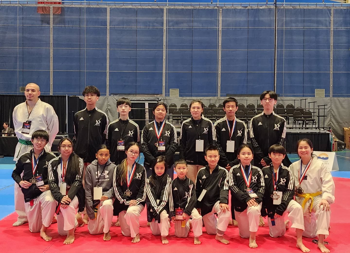 Good job to all our competitors at last month's competition. We're proud of everyone's hard work and dedication. Looking forward to the next one!
.
.
.
#vectortrainingcentre #uniforms #martialarts #taekwondo #bctaekwondo #tkdcanada #athlete #fitness #vancouver #classes #colourbelt #blackbelt #kick #poomsae #kyorugi #self-defense #competition