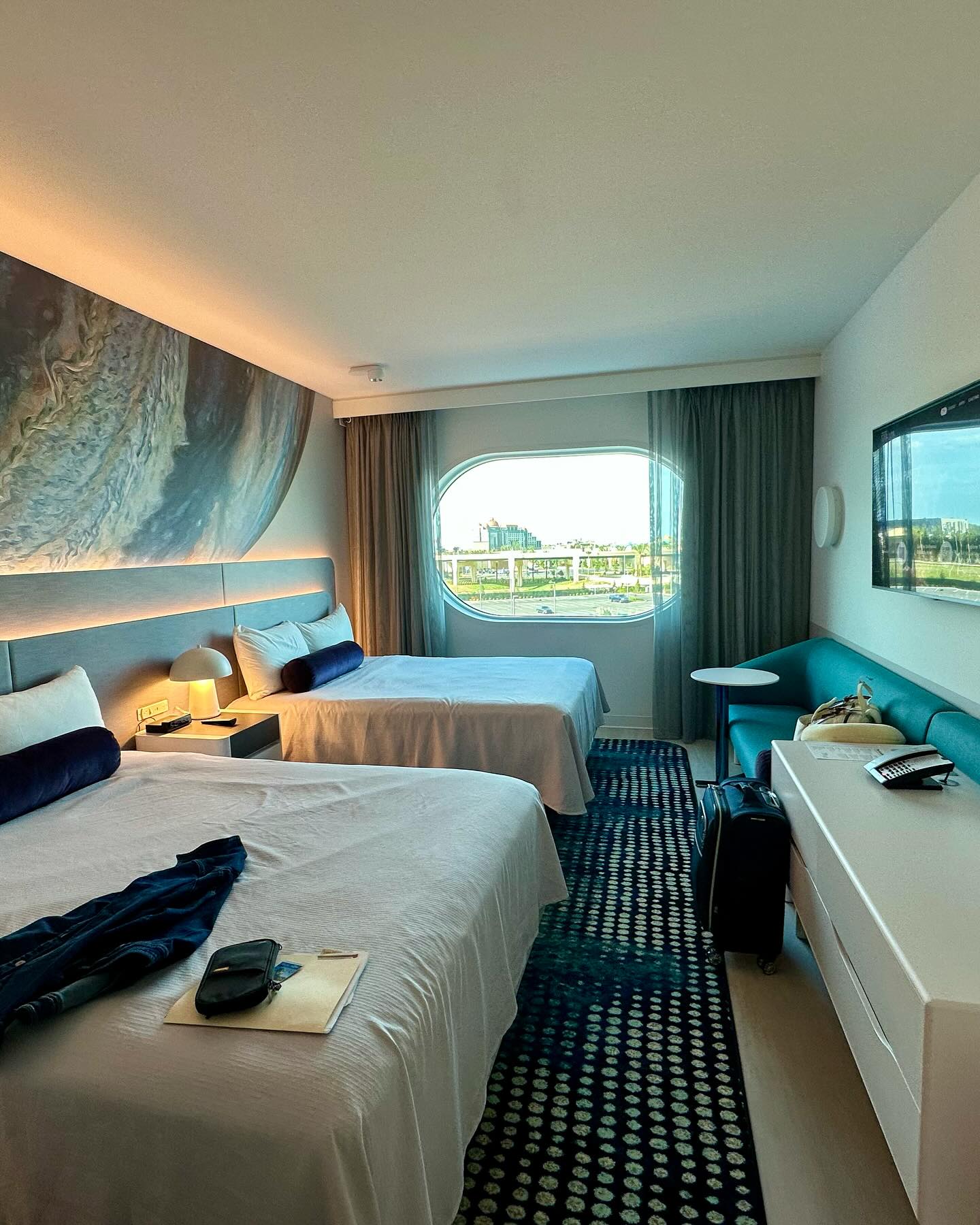 I have arrived at Universal’s new Terra Nova hotel! Beautiful earth themed hotel/rooms that are very modern and filled with amenities. I have a view of the Stella Nova hotel and Epic Universe from my huge window. The rooms are very spacious! #magicalmomentsvacations