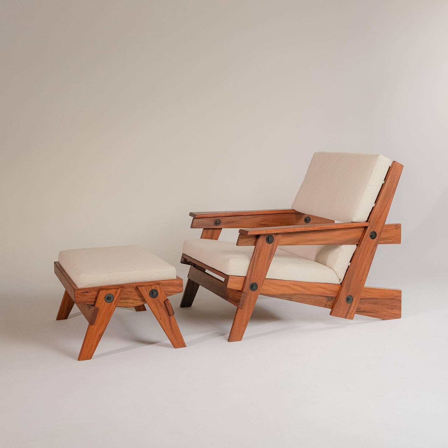 Design ATTOM
Linha Tempo por CARLOS MOTTA
#designbrasileiro #designautoral #arquitetura