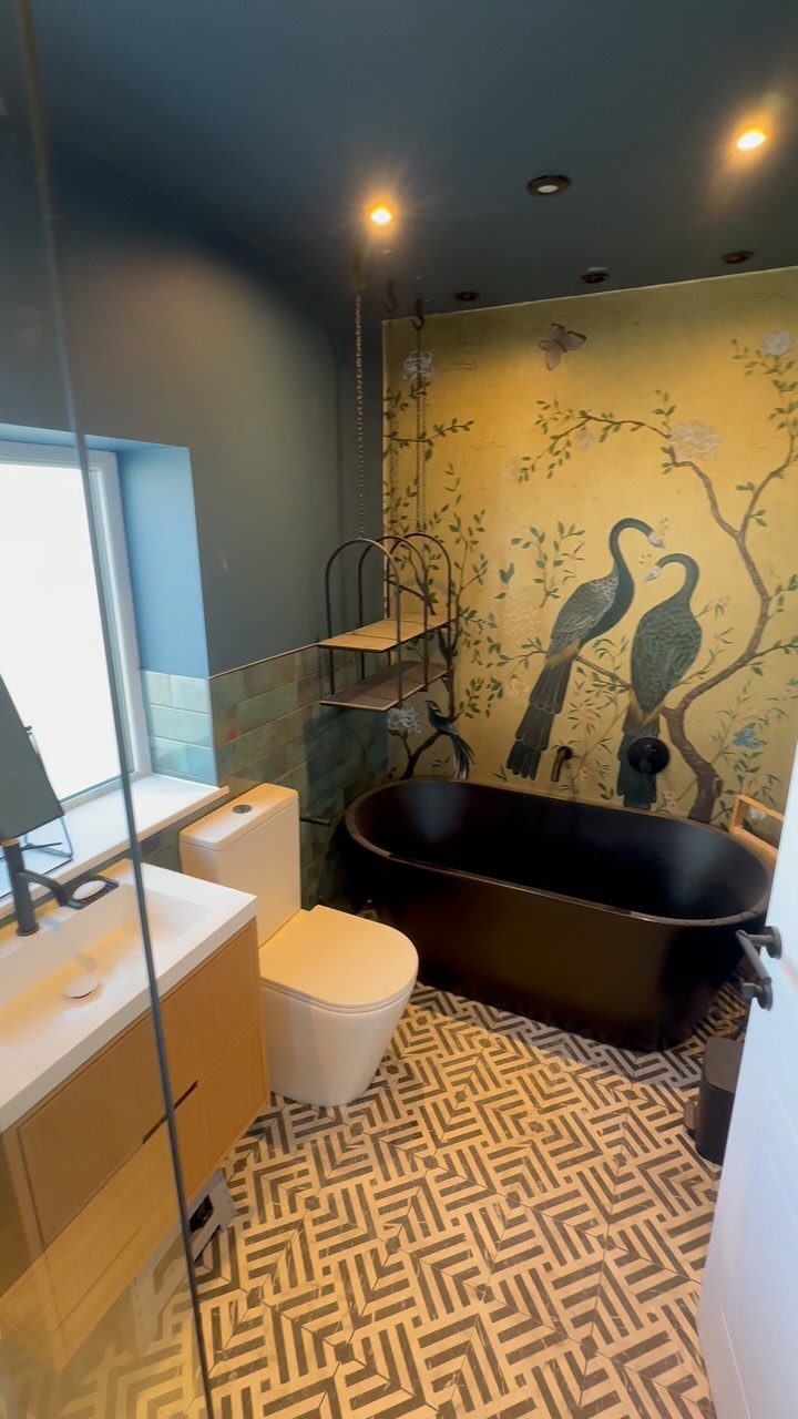 Your bathroom should be your sanctuary 🛁🧘
A space to relax after a long day at work!
We’ve just finished a complete bathroom renovation with our client, knocking down two walls to extend the space so our client could have choice of a bath or shower 🚿
Looking to update your bathroom this year? Give us a call on 07513263518
#bathroomrenovations #bathroomtransformation #bathroommakeover #bathroominspiration