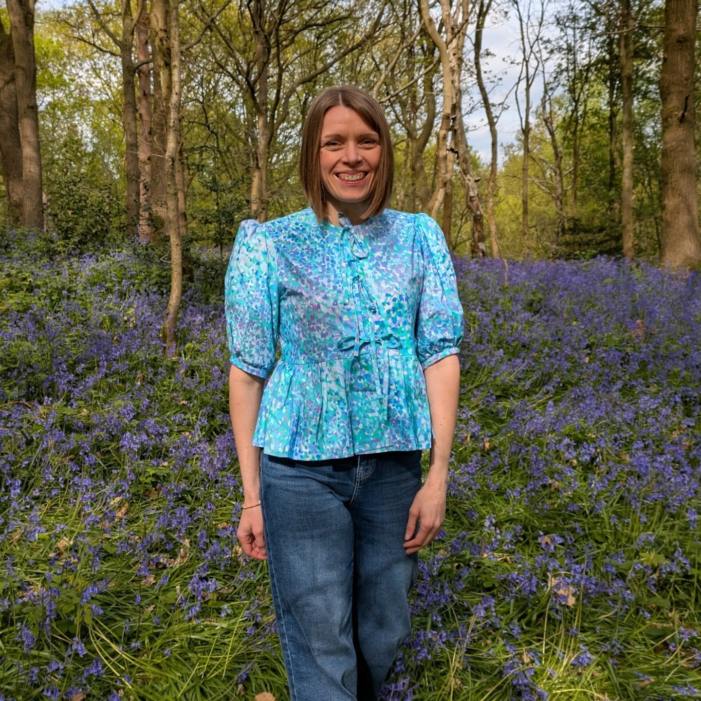 Entering into the #SewAprilBlouse25 challenge just in timeโon the very last day of April!
This annual challenge is hosted by @cloth_edit and @sewn_on_the_tyne, and Iโve absolutely loved seeing everyoneโs makesโso much inspiration out there! โจ๐
For my entry, I stitched up the @fabricgodmother #fgFleur using a gorgeous cotton remnant from @rainbowfabrics, picked up at the @creativecraftshow. The fabric was a dream to sew and the instructions were great, with making the whole process very enjoyable ๐ฅฐโ๏ธ
Wearing my blouse for a little sunny walk to see the beautiful bluebells, I'm not sure it gets more spring like than this! ๐ธโ๏ธ
#yourcoloursyourstyleyourstory #radiantlyme #handmadewardrobe #springsewing #sewistsofinstagram #bluebellwalks