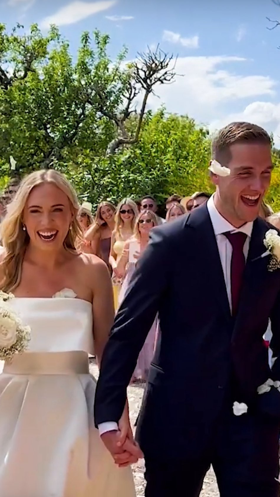 Back to wedding world and what a fabulous day to start off our wedding season. The sun shone for our gorgeous couple and they had the best day - and we were there to capture it all for them! So many lovely moments for them to be able to look back on.
Filming for Memories 💛
Venue @manoirdelongeveau
Planner @plhweddingsinfrance for @marrymeinfrance.
Photographer @joshuathursby.weddings
Hair @weddinghairdordogne
Makeup @skin23_mua
Celebrant @helenlebreso
Flowers @lesfleurscoupees
#weddingvideofrance #weddingsouthwestfrance #weddingfilmfrance #chateauwedding #marrymeinfrance #chateauweddingfrance #perfectlittlewedding #contentcreator #contentcreatorfrance