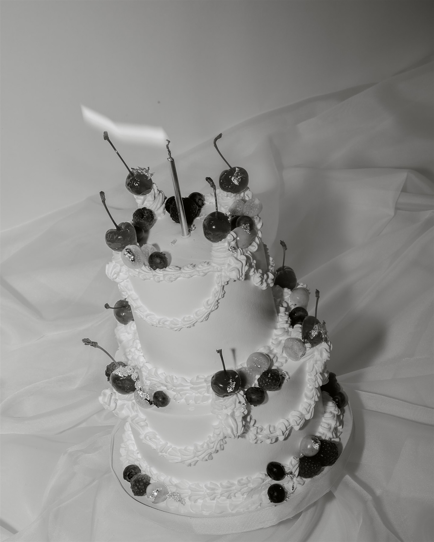 Sweet & Simple 🤍
Photography: @sollisstudio
Cake: @finecakesbyzehraofficial @cakegiftco
———
#wedding #weddingseason #engagementsession #luxuryweddingphotographer #destinationwedding #wedluxe #destinationweddingphotographer #destinationweddingphotographer #floridaweddingphotographer #miamiweddingphotographer #nycweddingphotographer #torontoweddings #torontoweddingphotographer #bridetobe #bridalinspo #torontobride #voguewedding #vogueweddings #vogueweddingphotographer #editorialwedding #editorialweddingphotographer #engagementshoot #engagementsession #engagement #minisession
#luxuryweddingphotographer #luxurywedding #caratsandcake