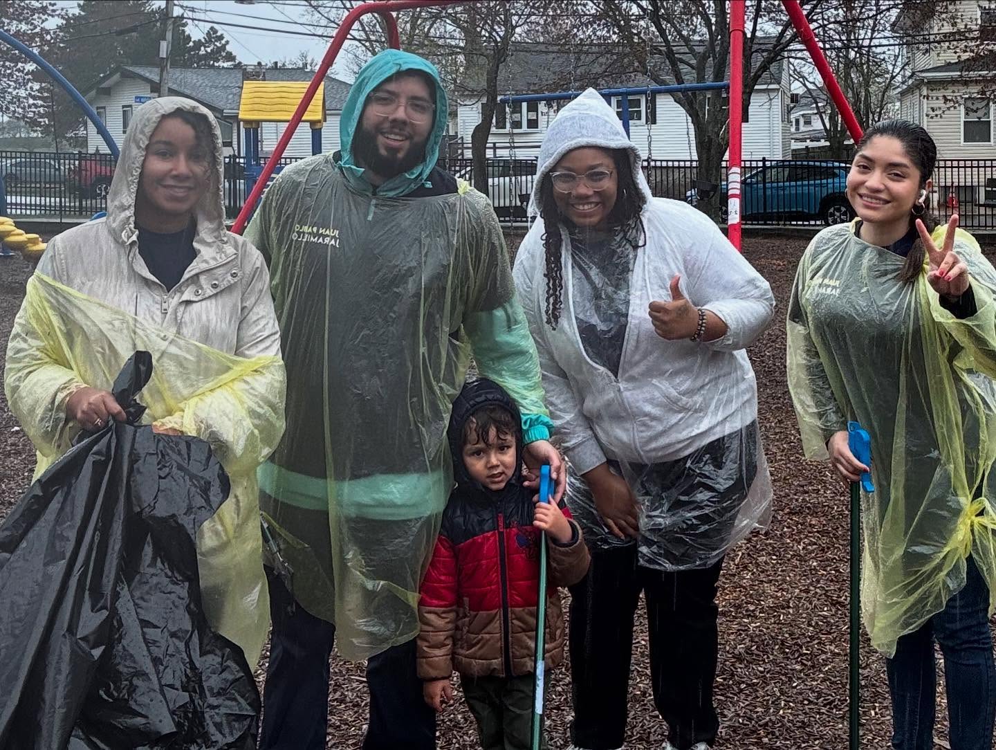 Team Jaramillo in full force celebrating Earth Day in Revere! 🌎 🍃 Huge shoutout to the hard working team at @revere_dpw_local_880 for all they do to keep our city sparkling clean. With the rain over us what a beautiful reminder to care for The Big House.