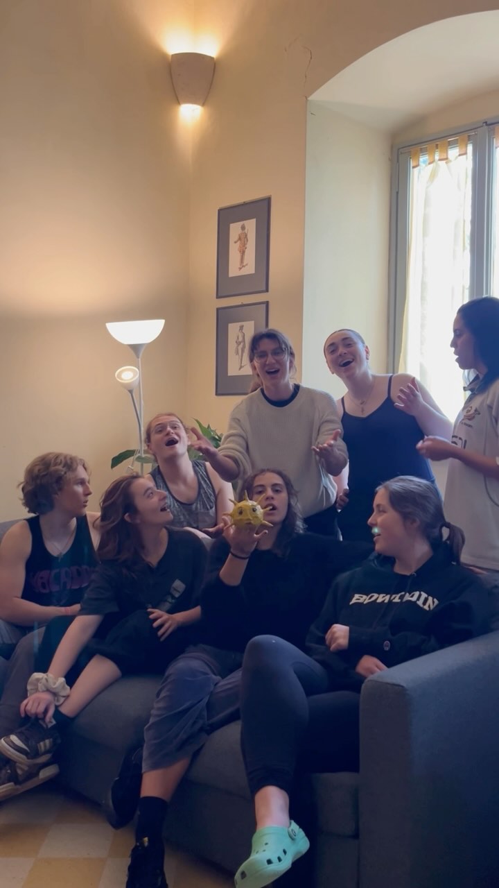 To the actors, singers, dancers, and storytellers:
Your voice is movement, memory, meaning — and connection.
Happy World Voice Day, everyone!
#accademiadellarte #studyabroad #adalife #italy #adaarezzo #arezzo #performingarts #voice #voiceday #voiceday2025 #theatre #dance #physicaltheatre