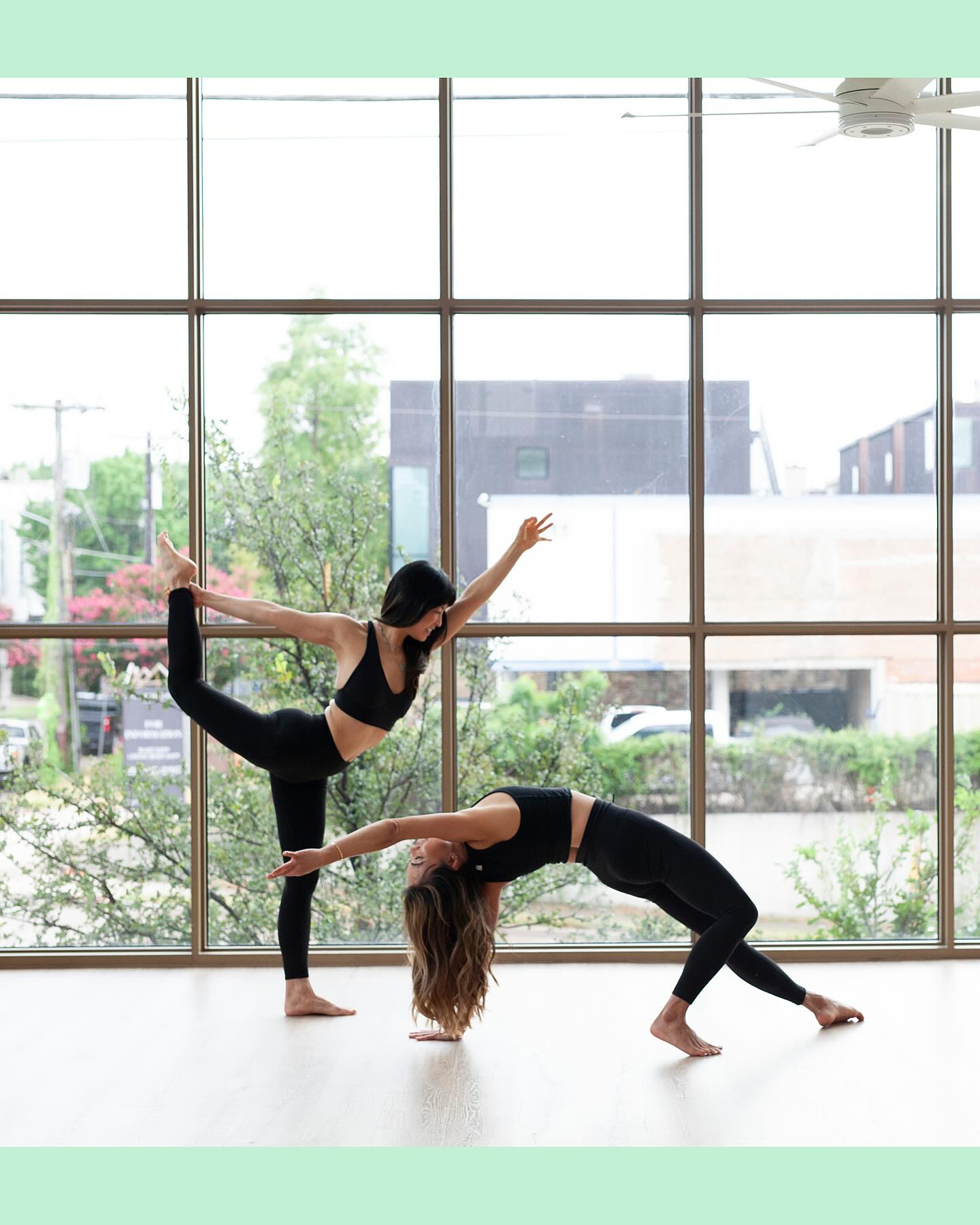 Are you ready for a luxurious wellness and workout experience that puts yoga, pilates, sound bath, meditation, spa treatments AND a beautiful lifestyle boutique all under one roof?
Say hello to our client @o2life 🧖♀️🏔💪🌲💧
Situated in the beautiful downtowns of Aspen and Dallas, O2 features soothing birchwood flooring, advanced equipment, and expansive windows that showcase the Aspen mountainside and Dallas skyline. A dream, right?
Don’t forget this design detail—workout spaces that are purposefully mirrorless, so that each guest can focus on their own wellness, intention, and breath throughout every class.
We are so excited to continue celebrating our wellness era with you, @o2life, and fellow healthy lifestyle lovers 🧘♀️🤲🏼