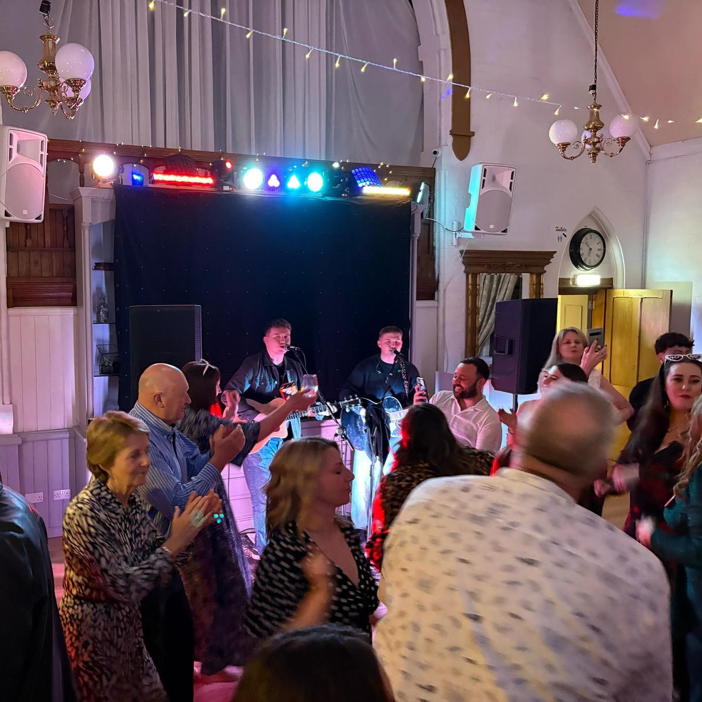 Happy 40th birthday to Lauren! 🥳🥂
•
We had such a fantastic evening celebrating with Lauren and all of her family and friends! We can honestly say that we’ve never seen a host dance consistently from start to finish; she has well and truly set the standard! Thank you so much for having us be a small part of such a huge occasion! 🎈