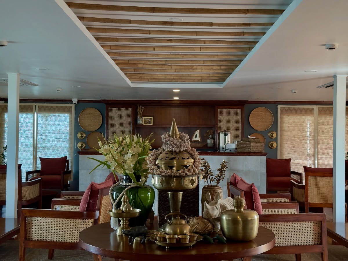 Where Assamese heritage finds its rhythm on the river - a la Charaidew ⚓️
#abncharaidew2 that we #lovewithabncruises designed by our 2nd gen steward - our very own creative head @antaranavigates
.
.
.
#assambengalnavigation #brahmaputrarivercruise #assamtourismofficial #abncharaidew #lahélife #smallshipcruiseline #smallshipdesign #cruiseshiplife⚓️ #shipinteriordesign #rivercruiseship #northeastindia