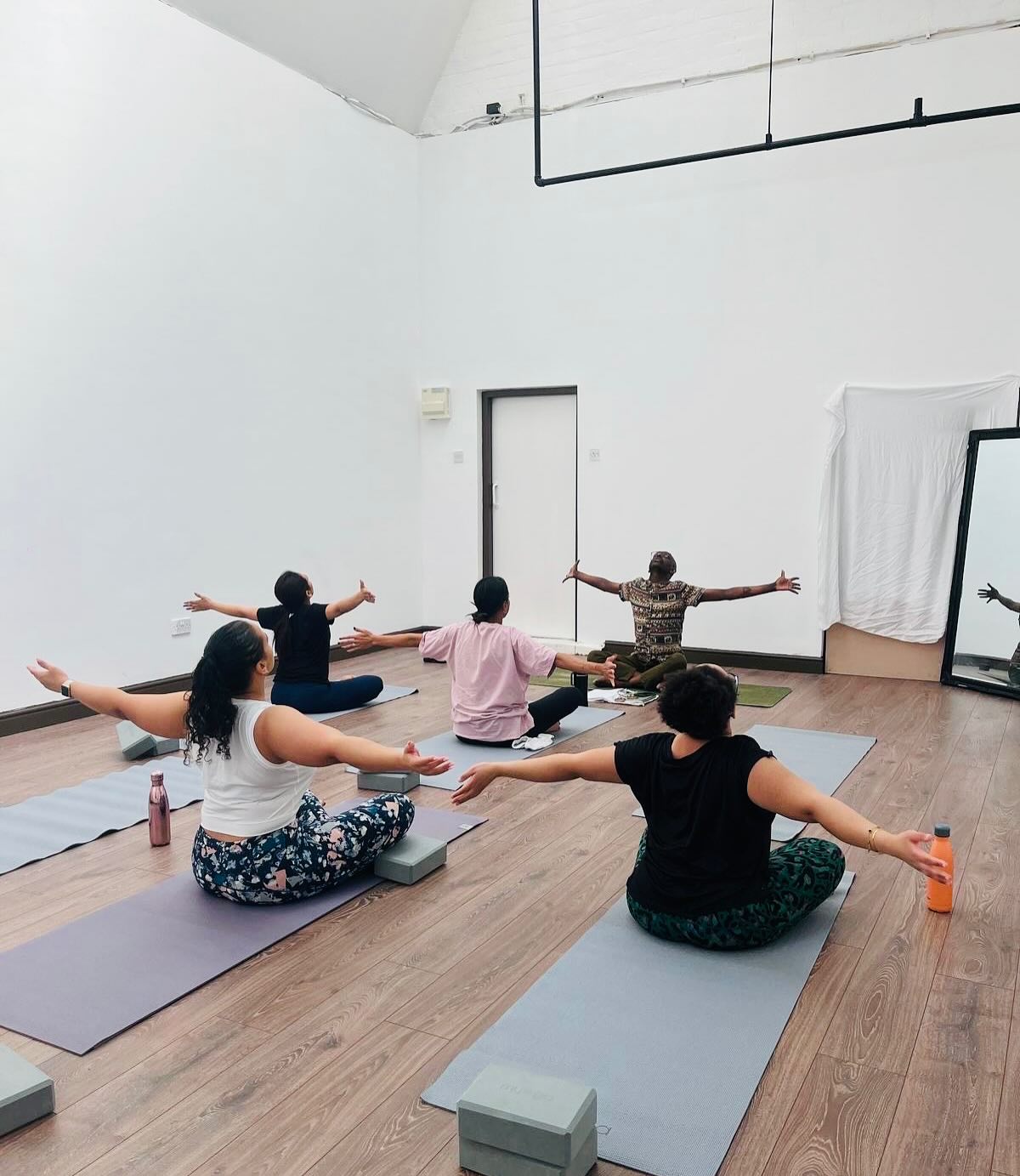 A yoga class to start off a Saturday in the sun! I loved meeting you all! Community and connection is the heart of everything I do. Seeking out places where yoga can be taken to people, breaks down barriers to access to the wellness space.
The conversations flowed and connections were made over matchas after class! Something we don’t often get a chance to do when we practice.
Thanks for attending and @nexus.cafe_ for the support! We appreciated the pastries! Look out for more sessions soon!