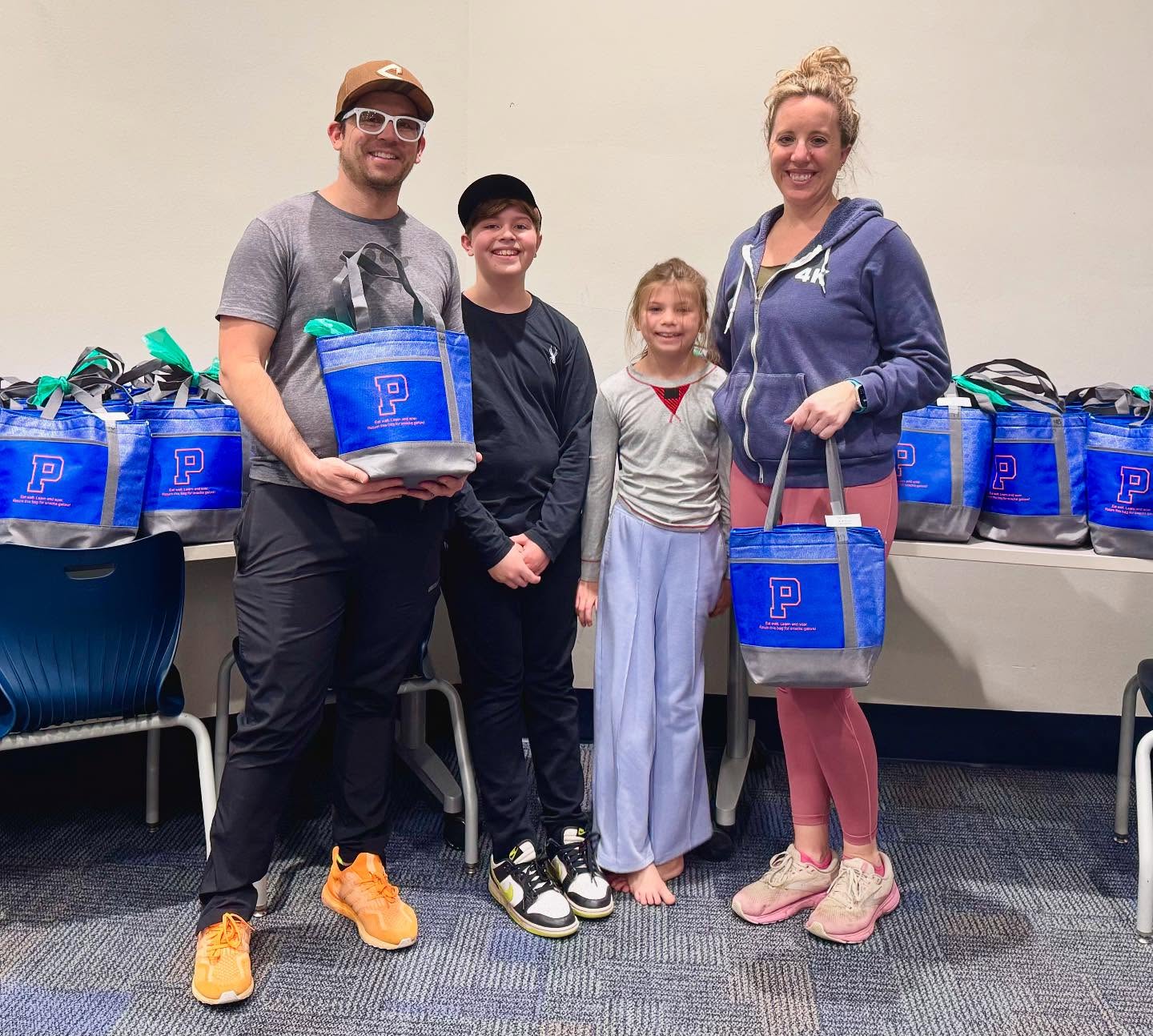 With the help of @nnycommunityfoundation grants and affordable food items from @foodbankofcny the Potsdam Snack Pack Program has initiated its first weeks of perishable items for students to bring home for the weekend. Items this week included yogurt and cheese sticks in these new reusable, insulated bags. A shoutout to greatnorthernpotsdam for their generous donation and to @tke_clarkson for all of the bottle returns. With those combined efforts we were able to obtain these great bags for students to use week after week.
Thank you to all of the teachers, staff, and administrators at @potsdamcsd for their continued support and cheerleading of this program. Any large effort such as feeding over 300 kids each week doesn’t go without its hiccups, but the programs goal of reducing child hunger remains everyone’s focus and we thank you for that!
#snackpack #backpack #foodinsecurity #hunger #foodbank #nonprofit #volunteer #student #headstart #reusable