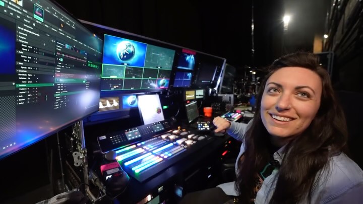 EVERYONE has been asking me for a rig rundown so here it is!
(no one has asked)
#videodirector #godsmack @streamdeck #femalevideodirector #livevideodirector
🎥 @francescaludikar