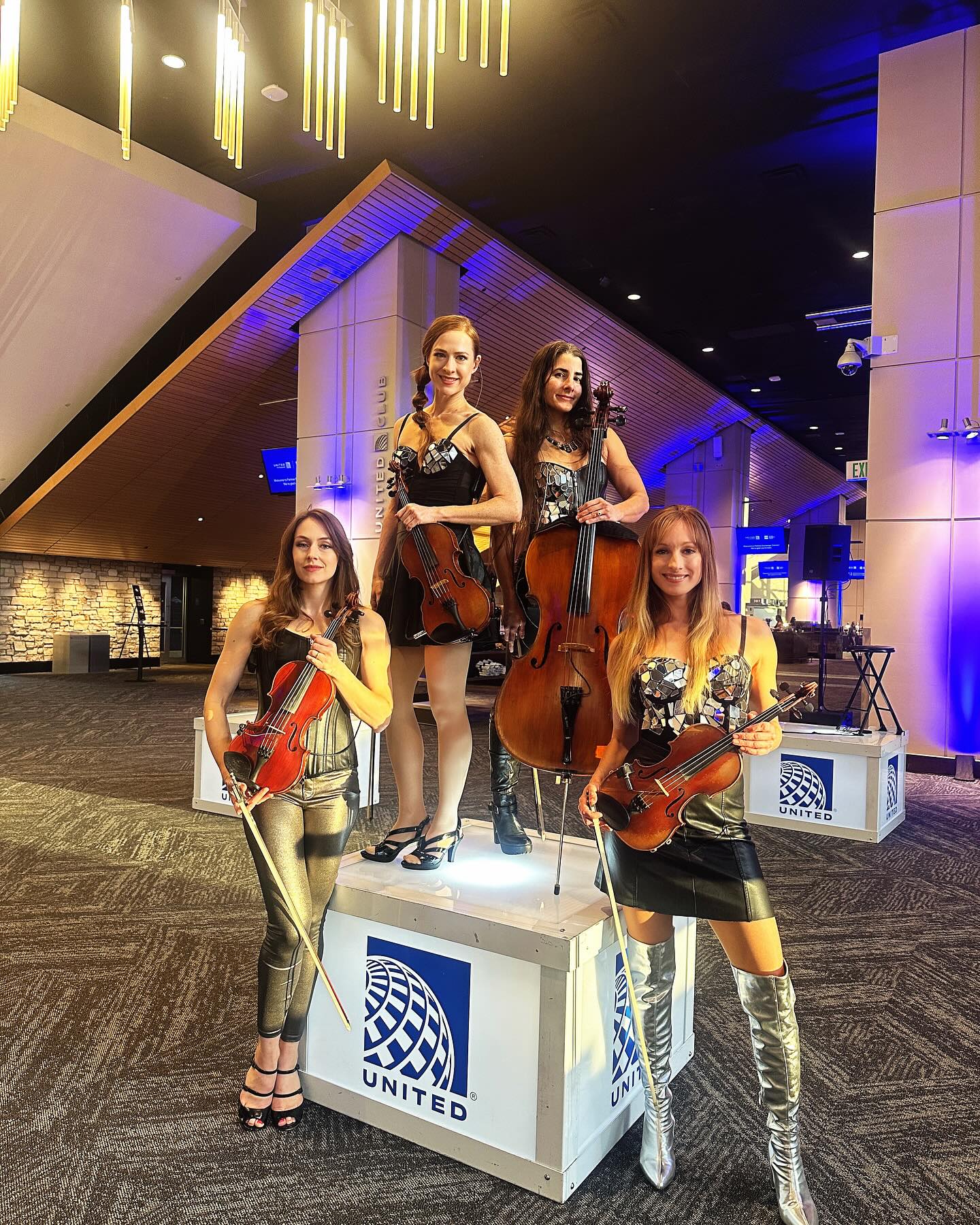 Elevate your entertainment with custom branding โจ
.
.
.
.
.
#corporateeventplanner #dmc #corporateevents #ledboxes #denverevents #event #eventplanners #eventprofs #eventproduction