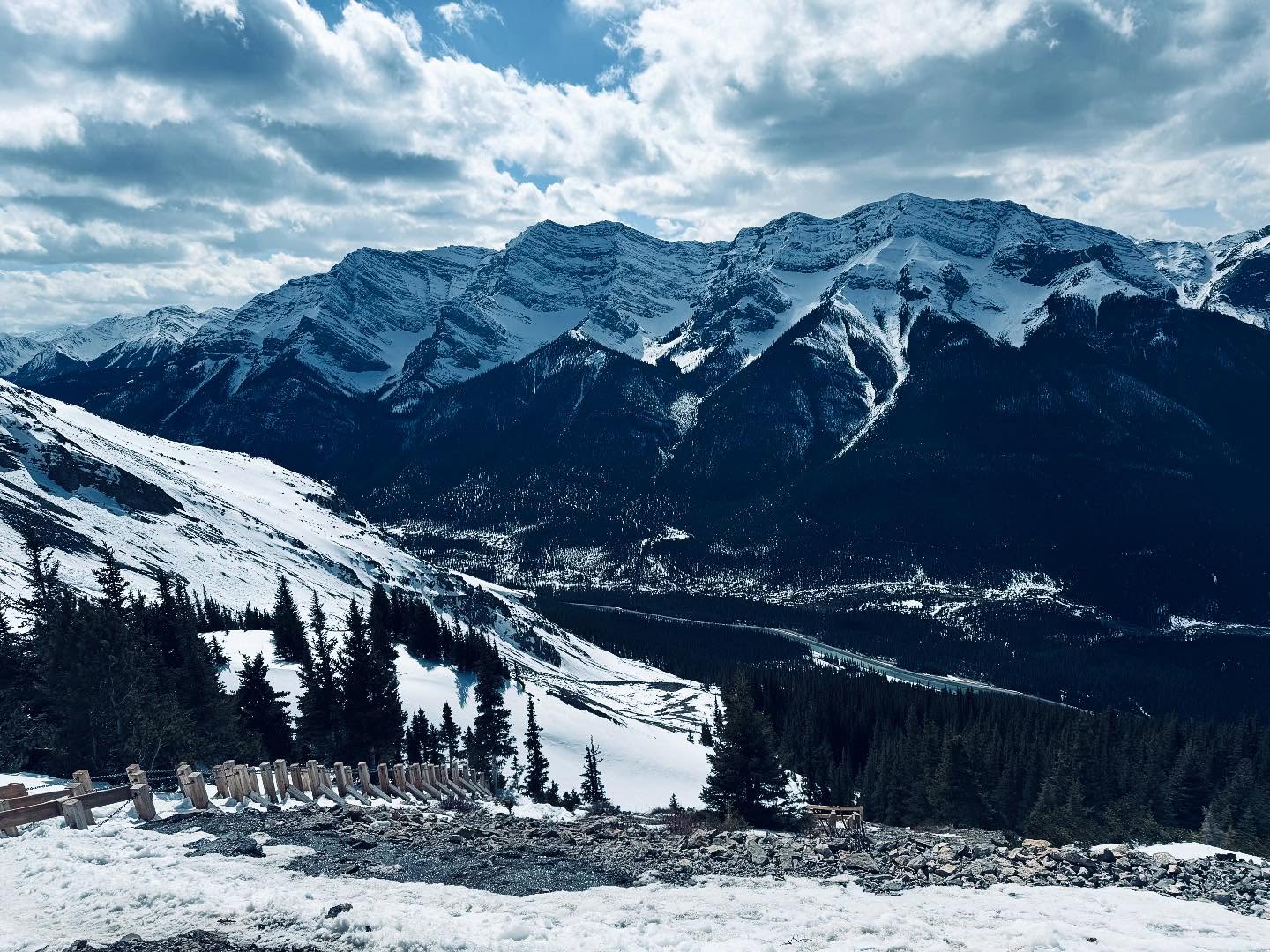 Sometimes you just need to take a pause to reflect on how damn far you have come.
Look down the mountain you climbed.
Remind yourself that YOU ARE ENOUGH! YOU ARE A BADASS. YOU HAVE CLIMBED LITERAL AND FIGURATIVE MOUNTAINS.
You are standing in the shoes of someone who has done so much work. Whose journey hasn’t always been reflected or recognized or displayed as you are now.
But it’s there…every difficult, painful, crushing step.
So take a moment to look at it. Look at that mountain you have sweated, bled, cried, endured to get up.
Look at the horizon.
Your amazing. Your worthy. Your so many steps worth of being strong.
It’s time to pause.
It’s time to say “I am a badass”
It’s time.
https://www.skysthelimit.online
#mountains #hiking #canadianrockies #canadian #canadianrockies🇨🇦 #pain. #tears #journey #love #selflove #journey #myjourney #footsteps #badass #dreambig #dream #pride #life #live #livelife #lovelife #grateful