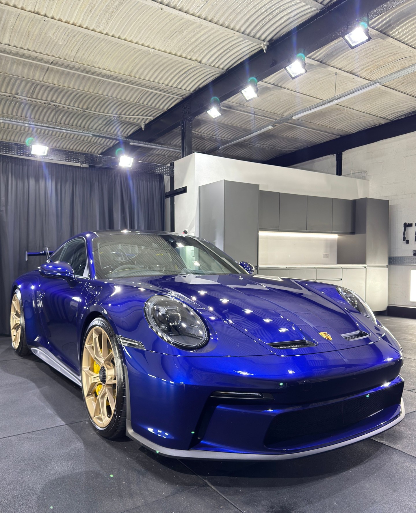 Porsche 911 GT3 ๐โ
โ
Just a Gentian Blue Porsche GT3 with contrasting Aurum Gold wheels that was in for a paint enhancement detail and ceramic coatings. Not much else needs said apart from just appreciate looking at this fine piece of machinery.โ
โ
- Paint Enhancement Detailโ
- 3 Year Ceramic Paint Protection โ
- Exterior Glass Polished and Ceramic Coatedโ
- Wheels Ceramic Coatedโ
- Interior Detailโ
โ
โโโโโโโโโโโโโโโโโโโโโ โโโ โโโ โโโ
๐ 07739916848โ
๐ง info@uadetailing.co.ukโ
๐ www.uadetailing.co.ukโ
๐ Fully insured, CCTV and alarmedโ
๐ Unit 4 Brown Street North, Renfrew PA4 8HWโ
โโโโโโโโโโโโโโโโโโโโโ โโโ โโโ โโโ
โ
#glasgow #renfrew #detailingworld #paintprotection #detailingaddicts #detailersofinstagram #ceramiccoating #cardetailing #porsche #gt3 #cargram #carsofinstagram #gentianblue #911gt3 #porsche911โ