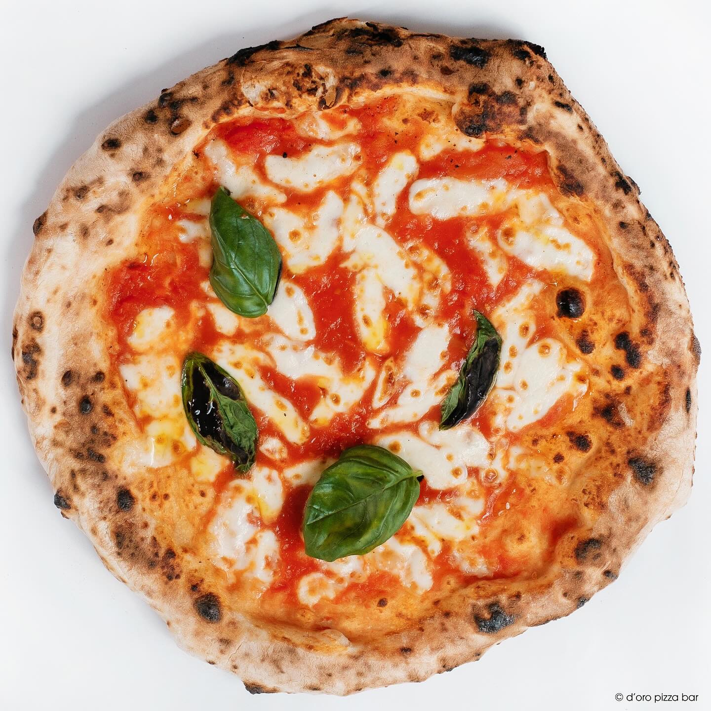 A classic Margherita Pizza made with fresh mozzarella cheese. Are you planning on ordering one or just admiring this great pie? 🤤
-
.
-
.
-
.
#doropizzabar #dorocaffe #doromiami #pizzagourmet #freshlybaked #mozzarellacheese #pizzapizzapizza #pizzatime #supportlocalbusinesses #pizzaislife #getinmybellynow #pizzaaddict #honestpizza #pizzagram #pizzaofinstagram #pizzamood #ilovepizza #latenightdelivery #lovepizza #pizzafreaks #downtownmiami #bayfrontpark #meltedcheese #bestpizzaindowntownmiami #pizzagourmet #rusticflavors #fastfired #neapolitanpizza #comfortfood