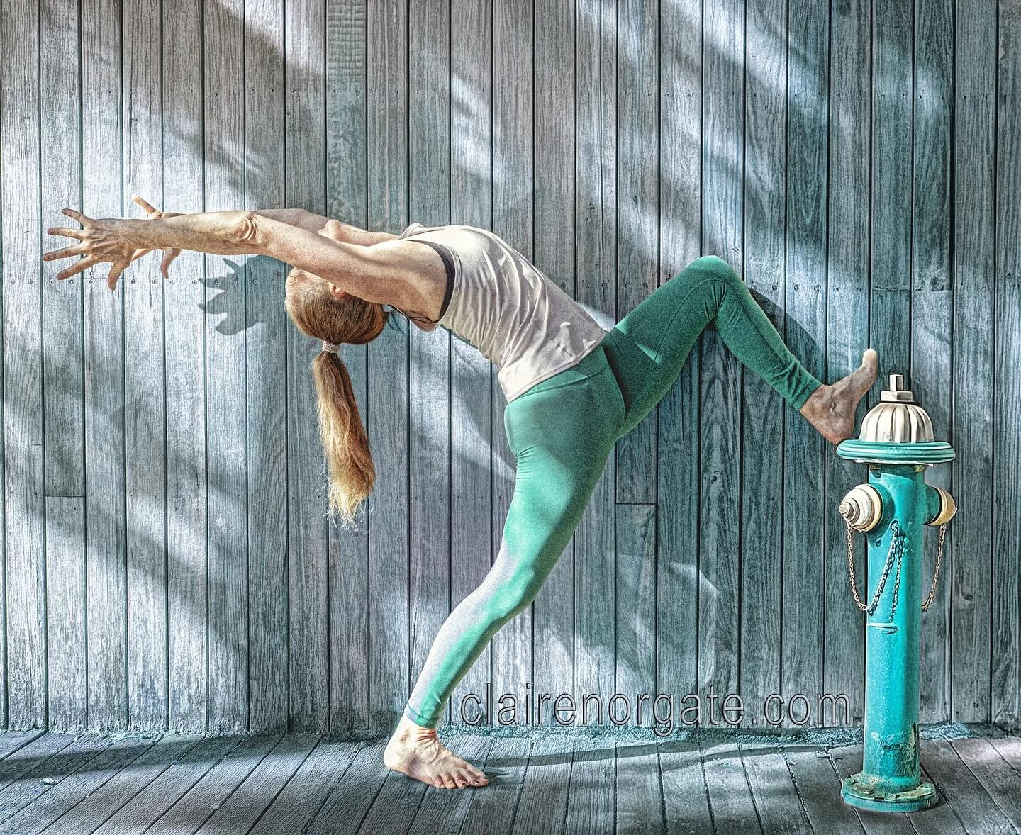 Stress shrinks your brain
Chronic stress literally shrinks the hippocampus, the part responsible for memory.
If you’re always ‘busy’ but never productive, your brain is stuck in fight-or-flight. This is stress.
Learn to breathe and enjoy even the most simplest of tasks.
Learning to enjoy a task will help you focus.
Find pleasure in what you would traditionally call work.
This will reduce the stress response.
#YogaLife #YogaEveryday #YogaPractice #YogaCommunity#YogaJourney #YogaInspiration #YogaFlow #YogaPose #YogaLove #YogaChallenge #YogaTeacher #YogaMeditation #YogaBalance #YogaInNature #YogaMindfulness #YogaAsana #meditation #yogapractice #yogaeverywhere #freedom #love #yogalife