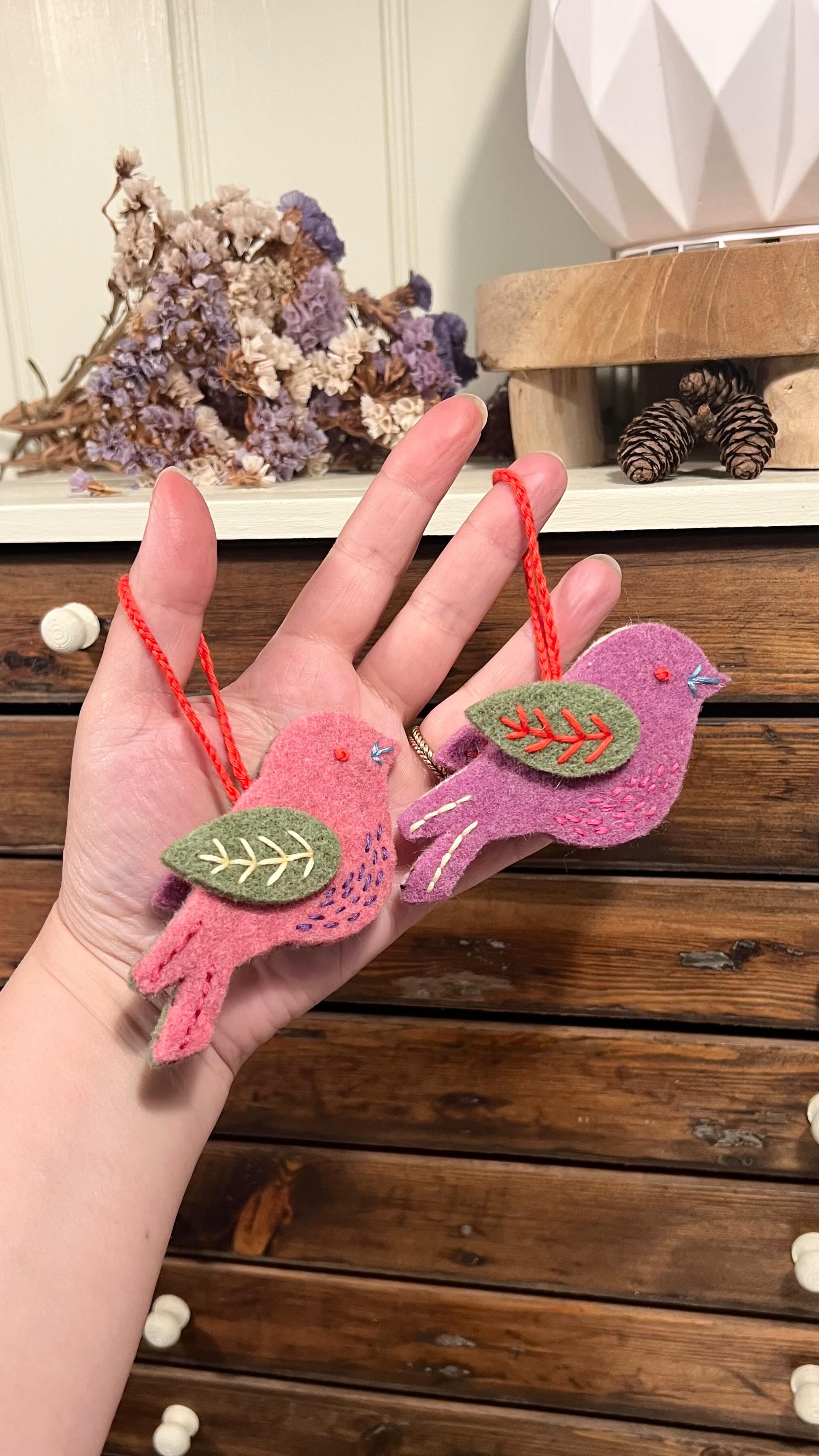 In my free moments this week I have made these sweet little hanging bird decorations. The felt is from @thosejoestoes and is so lovely to work with!
I am going to hang them on my seasonal tree and they will be perfect for the Spring and Summer!