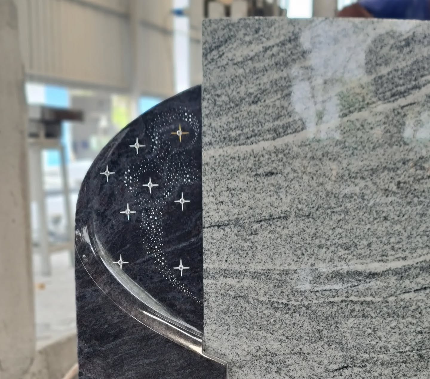 Ornamental work on a beautiful Vizag blue and Wiskont white.
#rsvsgranites #granite #tombstone #headstone