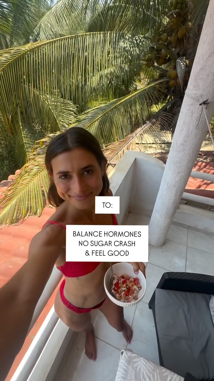 PSA: If you LOVE the tropical babes like mango, pineapple, banana or papaya 🍍🍌—pair them with protein!
Tropical fruits are higher in natural sugars than other fruit 🍭
Eating them solo = blood sugar spike leading to energy crashes (and hangry vibes) 😈
& Major impacts on your hormones:
✨ Every time your blood sugar spikes and crashes, your body releases cortisol to clean up the mess
✨ Chronically elevated cortisol = throws off your sex hormones like estrogen and progesterone, messing up your cycle, mood, and skin (aka acne)
✨ Balanced blood sugar = balanced hormones = way less PMS, cravings, and fatigue
Snack smarter, love your hormones harder 💅
#BloodSugarBalance #HealthySnacks
