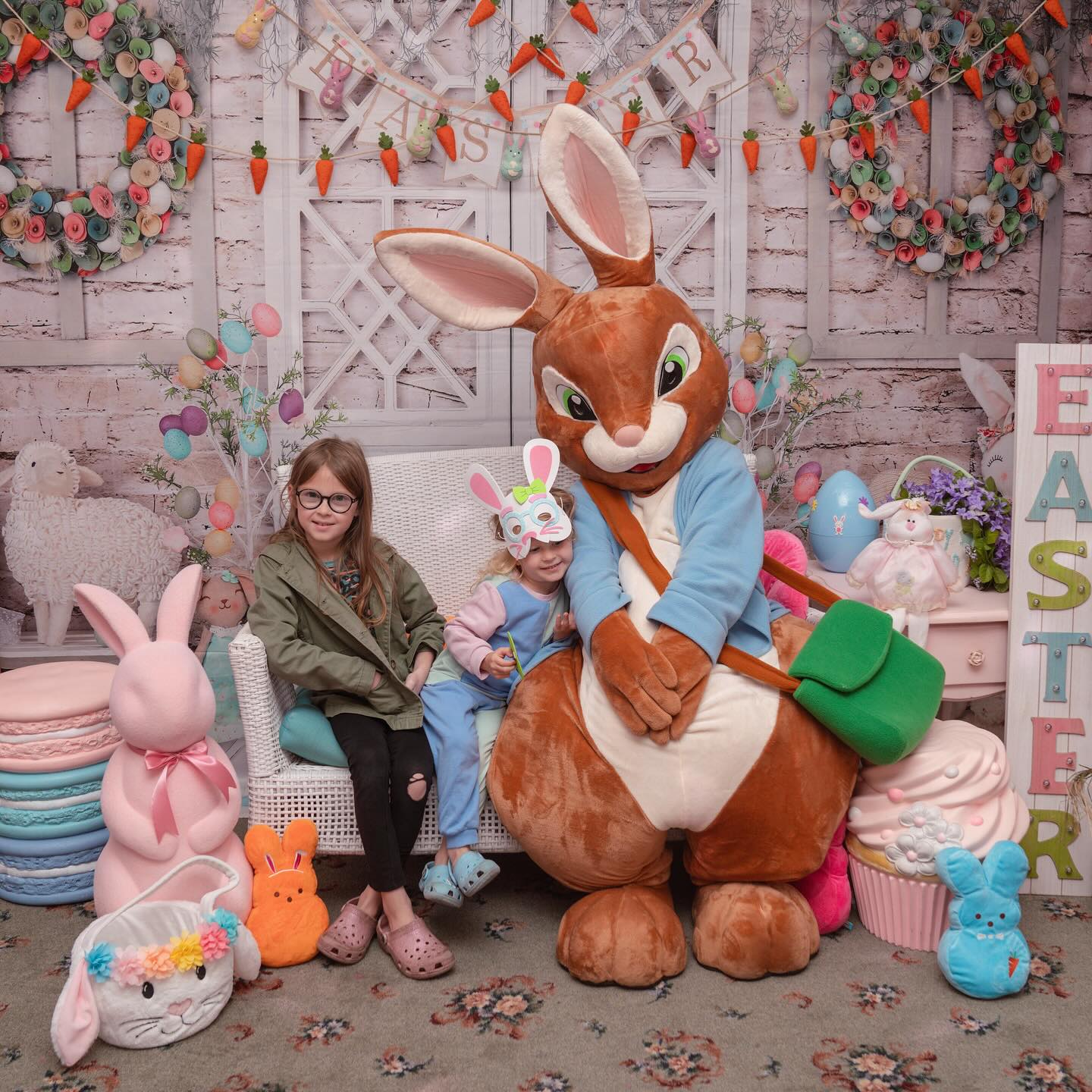 Hoppy Easter Monday, everyone! We hope you all had a lovely Easter yesterday celebrating with loved ones🩵✨
.
.
📸 Photographer: @shotbyalissa
Venue: @olivias4tea
Bunny: @prestigeprincesses
…
#easter #easterbunny #easterbunnyphotos #eastersunday #eastermonday #eastertime #petercottontail #smallbusiness #womanowned #southbaykids #southbaymoms