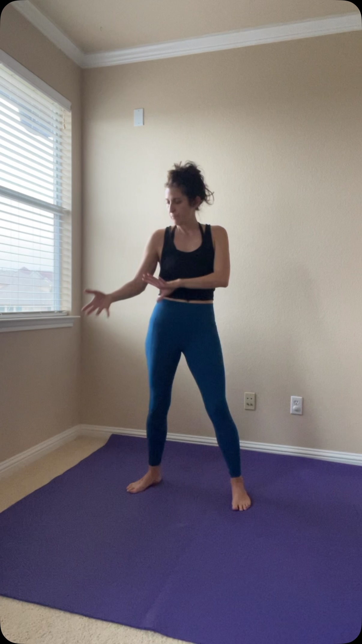 ✨ Opening the throat chakra and releasing tension in the shoulders… it’s incredible how much we carry in this area. So much of our truth, our voice, and even unspoken emotions are held here.
As I move and breathe, I’m allowing space for my voice to flow freely, for my body to release what’s been stuck. When we create this space, we open up to deeper expression, healing, and alignment.
Take a moment today to check in with your shoulders and throat. Are they holding anything back? Let’s release together. 💫
#ThroatChakraHealing #ShoulderRelease #SelfHealing #BEAMwithBrookelin #SomaticHealing #EnergyFlow